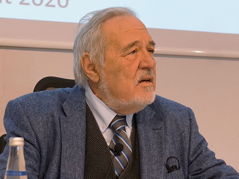 İLBER ORTAYLI ENTÜBE EDİDİ