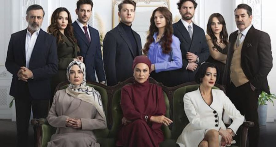 "Aynı Yağmur Altında" Dizisi Final Yapıyor